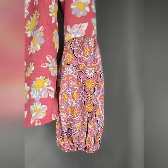 Girls XS floral blouse by Evsive - Picture 5 of 6